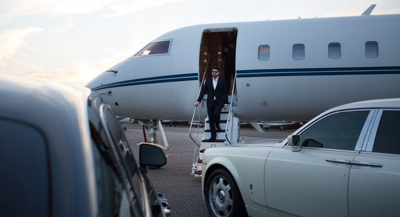 Transportation from a private jet